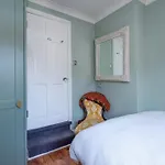 Stylish 2-Bed 2-Bath Home With Garden In Tooting